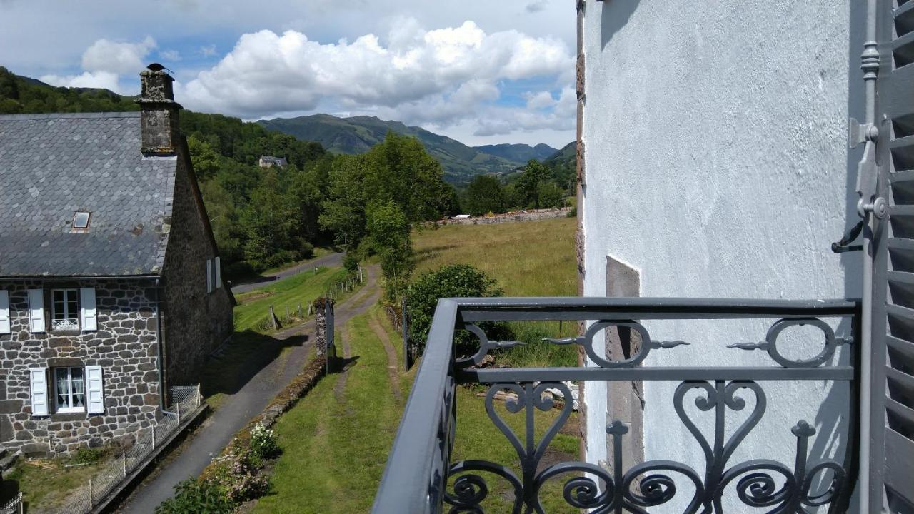 La Maison Normande Saint-Cirgues-de-Jordanne ภายนอก รูปภาพ