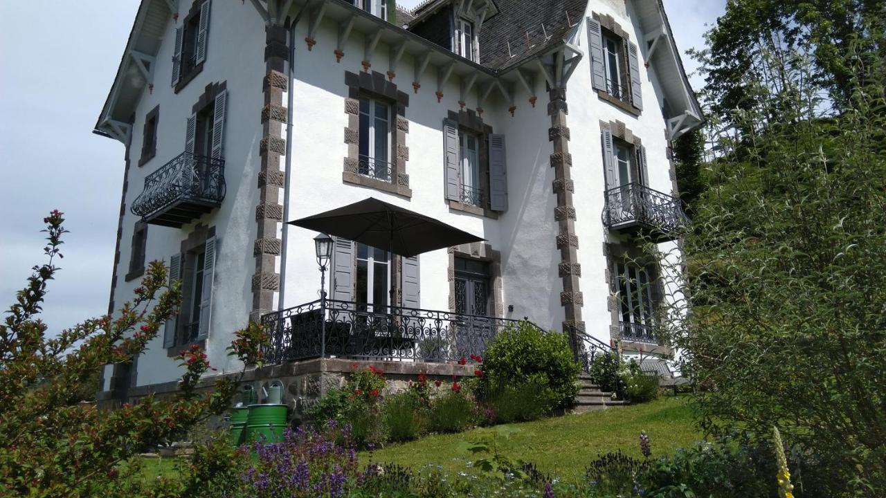 La Maison Normande Saint-Cirgues-de-Jordanne ภายนอก รูปภาพ